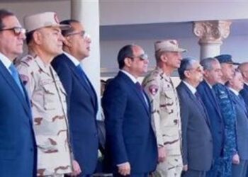 Sisi calls for observing minute of silence to mourn martyrs