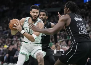 Tatum scores 31, Celtics sizzle in 139-96 rout of Nets