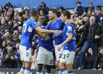 Everton stuns Arsenal as Liverpool’s EPL troubles deepen