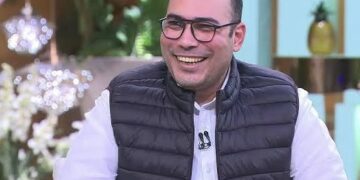 Economy from Home: Influencer lets sunlight in complicated issues