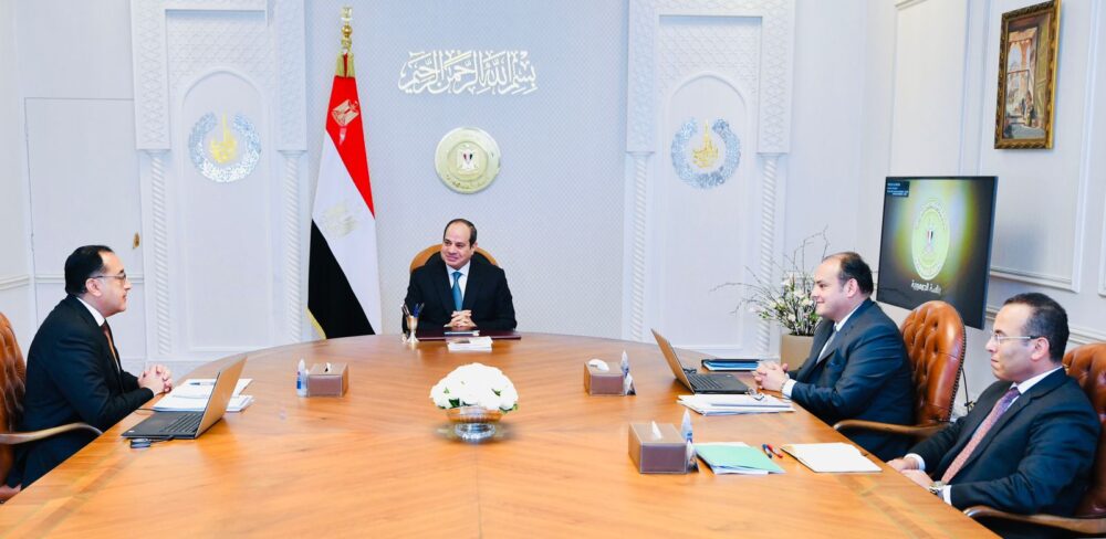 Sisi directs gov’t to remove obstacles, challenges facing industrial sector 3 - Egyptian Gazette Sisi directs gov’t to remove obstacles, challenges facing industrial sector 2 - Egyptian Gazette
