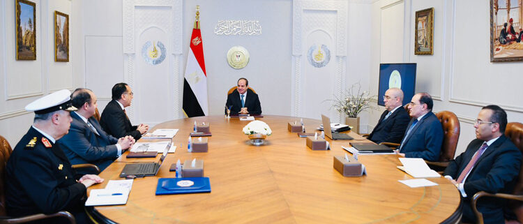 Sisi directs gov’t to remove obstacles, challenges facing industrial sector 1 - Egyptian Gazette President Abdel Fattah El Sisi during his meeting on Wednesday with Prime Minister Moustafa Madbouli and senior state and government officials.