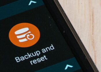 How to wipe your smartphone before selling it