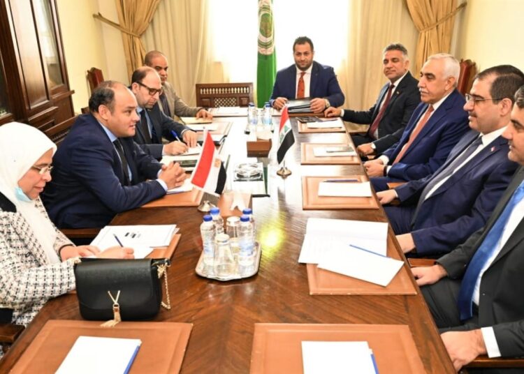 Egypt's Minister of Trade and Industry Ahmed Samir held tete-a-tete meetings with a number of ministers participating in the 111th session of the Arab League Economic and Social Council (ESC) held at the ministerial level at the Arab League premises.