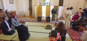 Tea ceremony to see in New Year 6 - Egyptian Gazette