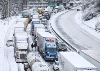 Big freeze and a heat wave: Wild weather hits the US