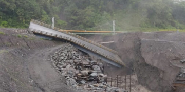 Ecuador suspends oil exports after bridge collapse 1 - Egyptian Gazette Ecuador suspends oil exports after bridge collapse