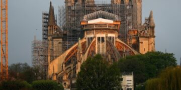 Notre-Dame to regain spire this year and reopen end-2024