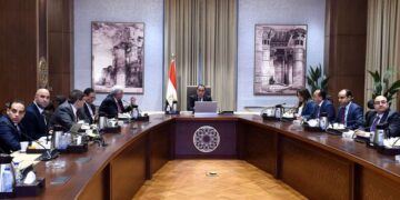 PM chairs meeting to review goals of digital platform on career guidance