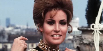 Raquel Welch: Hollywood actress dies at 82 after brief illness