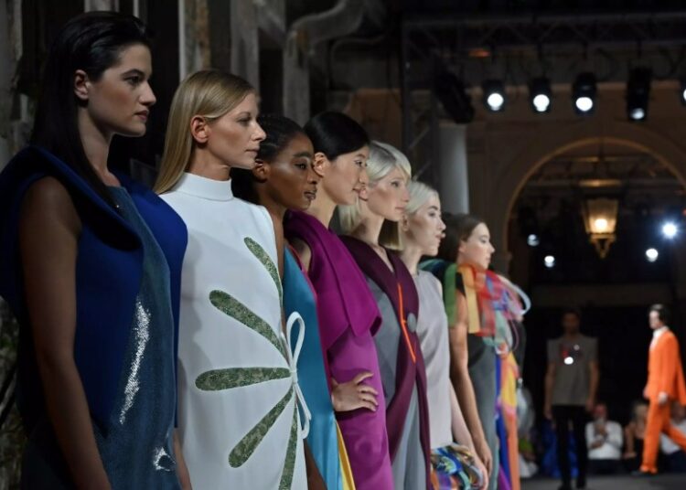 Paris Fashion Week coloured by scandal and grief 2 - Egyptian Gazette Paris Fashion Week coloured by scandal and grief 1 - Egyptian Gazette