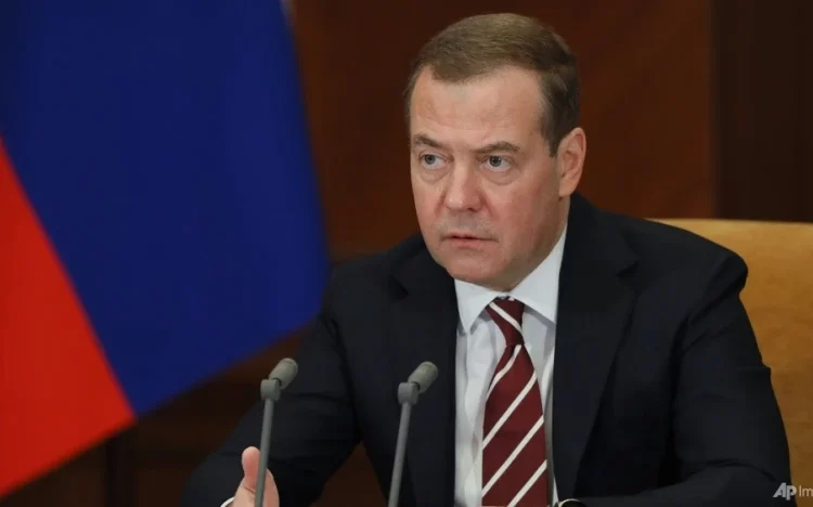 Russia’s Medvedev says more US weapons supplies mean ‘all of Ukraine will burn’ 11 - Egyptian Gazette