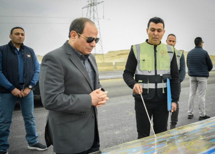 President tours road projects in Giza 2 - Egyptian Gazette President tours road projects in Giza 1 - Egyptian Gazette