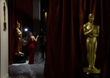 Glimpse into Oscars rehearsals shows stars at Dolby Theatre