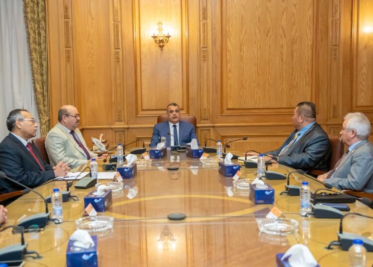 Military production min., Fuji-Sino Chinese company discuss bilateral co-operation 1 - Egyptian Gazette