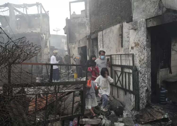 Indonesia fuel depot fire kills 18, over dozen missing 2 - Egyptian Gazette Indonesia fuel depot fire kills 18, over dozen missing 1 - Egyptian Gazette