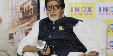 Amitabh Bachchan injured while shooting film in India