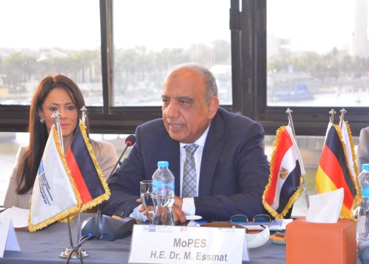 Public business sector min: Incentives for green hydrogen production projects 1 - Egyptian Gazette