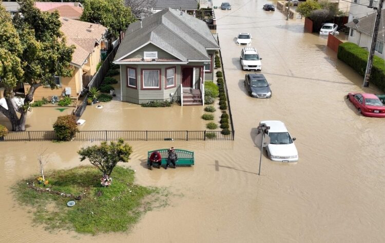 Latest California storm leaves at least two dead, breaks levee 1 - Egyptian Gazette