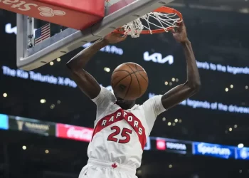 Clippers pull away in second half to beat Raptors 108-100