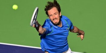 Medvedev beats Davidovich Fokina to reach Indian Wells semis