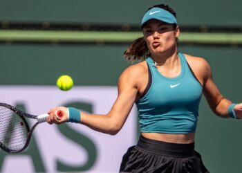 Raducanu, Swiatek win, Murray out of Indian Wells
