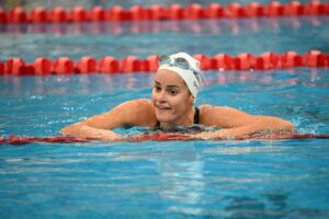 McKeown breaks 200m backstroke world record 2 - Egyptian Gazette
