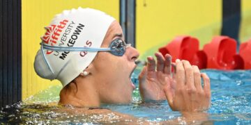 McKeown breaks 200m backstroke world record 1 - Egyptian Gazette McKeown breaks 200m backstroke world record