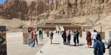 Hatshepsut exhibition held in Luxor as part of World Women’s Art Forum
