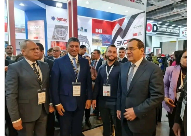 Gov't to establish training centre for helicopter pilots 1 - Egyptian Gazette Minister of Petroleum and Mineral Resources Tarek el-Mulla attending the signing ceremony of a co-operation protocol to establish a training centre for helicopter pilots for the first time in Egypt and the Middle East.