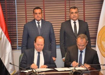 Ministries of local development, military production ink agreement to furnish 329 service complexes in “Decent Life” villages