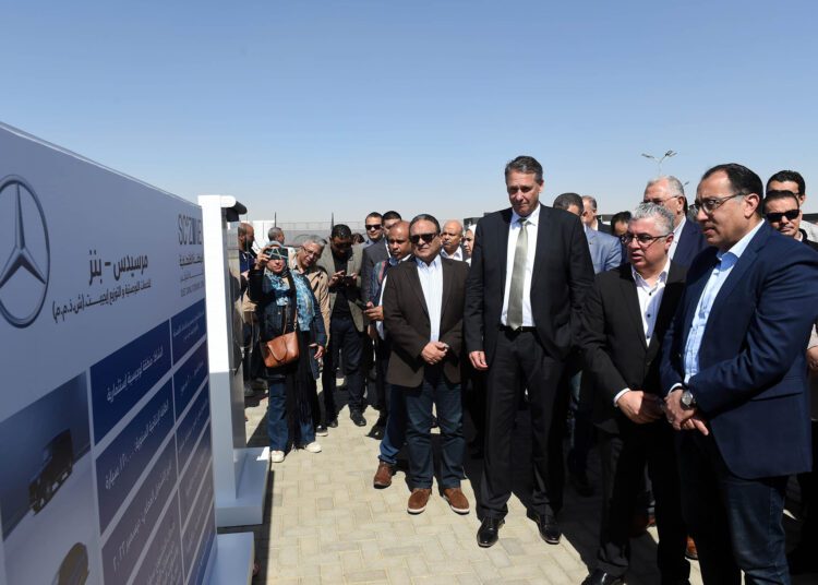 PM witnesses inauguration of Mercedes-Benz’s logistic center in Sokhna 1 - Egyptian Gazette