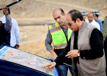 Sisi inspects construction work in Counselor Abdel Mageid Mahmoud axis