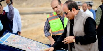 Sisi inspects construction work in Counselor Abdel Mageid Mahmoud axis