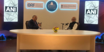 Egypt’s FM speaks in radio interview in India about int’l climate action