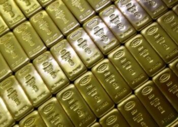Gold pulls back, but Fed pause bets keep outlook bright