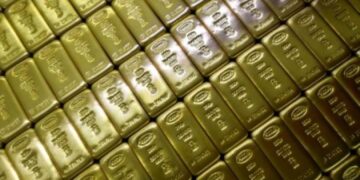Gold pulls back, but Fed pause bets keep outlook bright