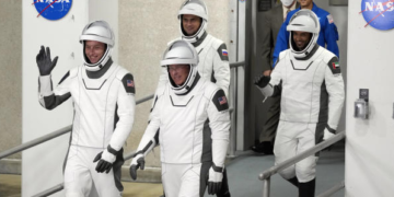 New crew from US, Russia and UAE arrives at space station 1 - Egyptian Gazette New crew from US, Russia and UAE arrives at space station