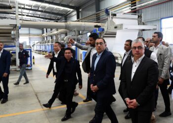 PM witnesses inauguration of “Egypt Fanyang” factory for textile printing in SCZone