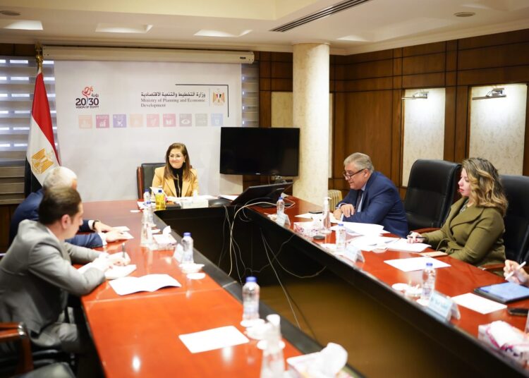 Planning min., Azerbaijan amb. discuss means of co-operation 1 - Egyptian Gazette