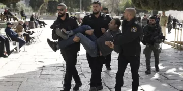 Violence at holy Jerusalem site raises tension over holidays