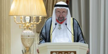 Arab leader develops rich historical work on France in Arabic 1 - Egyptian Gazette Arab leader develops rich historical work on France in Arabic