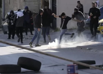 Palestinians say 2 killed in Israeli army raid in West Bank