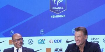 France coach ready to focus on World Cup after player revolt