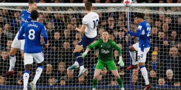 English Premier League: Everton holds Tottenham 1-1