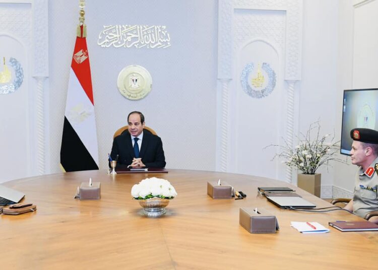 Sisi directs to continue accomplishing projects on schedule 1 - Egyptian Gazette President Abdel Fattah El Sisi during his meeting with president of the Armed Forces Engineering Authority Ahmed Al Azazi and officials from the authority.