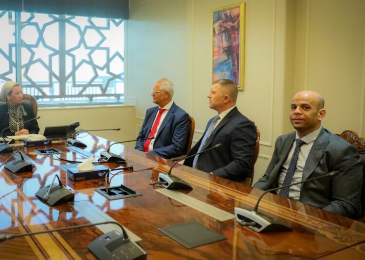 Environment minister discuss establishing waste-to-energy project nationwide 2 - Egyptian Gazette Environment minister discuss establishing waste-to-energy project nationwide 1 - Egyptian Gazette
