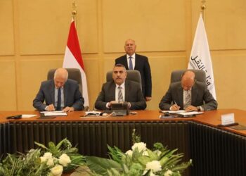 Transport min. witnesses inking of deal to establish Garboub dry bulk terminal, logistics, industrial zone