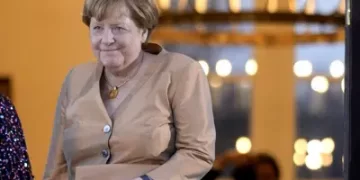 Ex-leader Merkel to be decorated with highest German honor