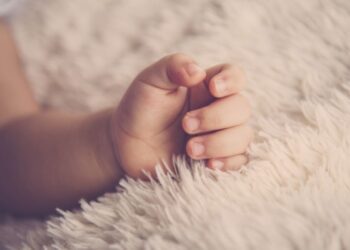 UN estimates: India population to surpass China mid-year